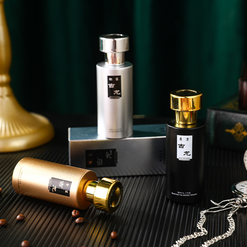 Perfume And Fragrance - Kölnisch Wasser für Herren: Langanhaltender, orientalisch-holziger